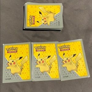 Pikachu Pokémon Card Sleeves